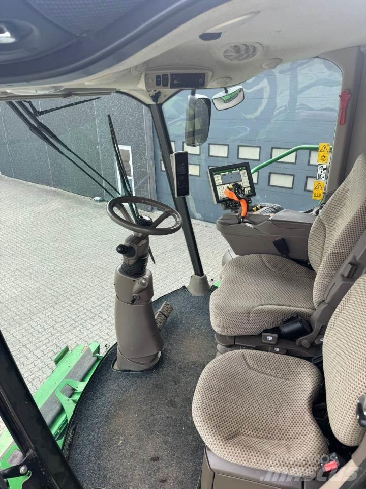 John Deere S790 Derliaus nuėmimo kombainai