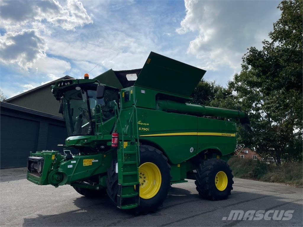 John Deere S790 Derliaus nuėmimo kombainai