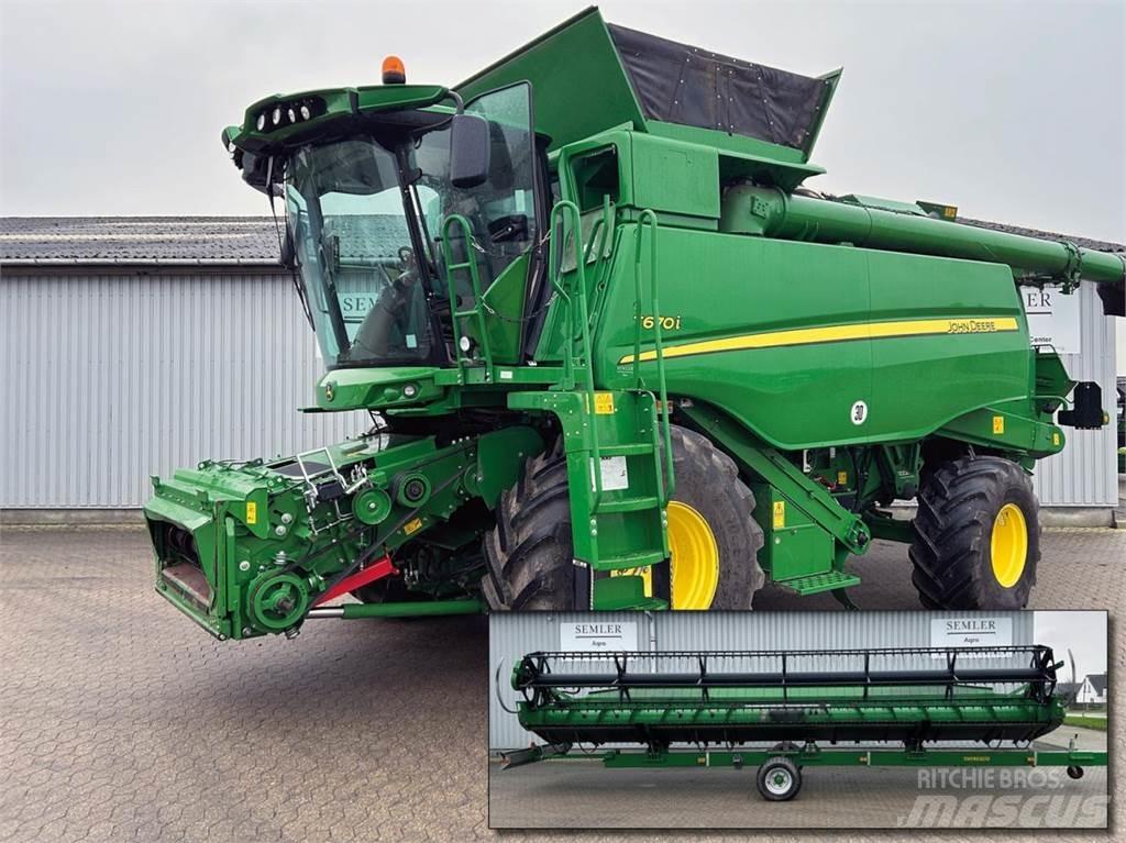 John Deere T670 Derliaus nuėmimo kombainai