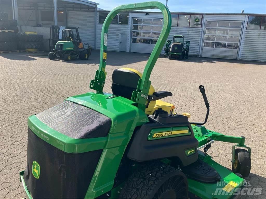 John Deere Z997 Naudoti kompaktiški traktoriai