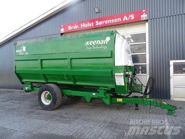 Keenan MF360 Pašarų vežimai