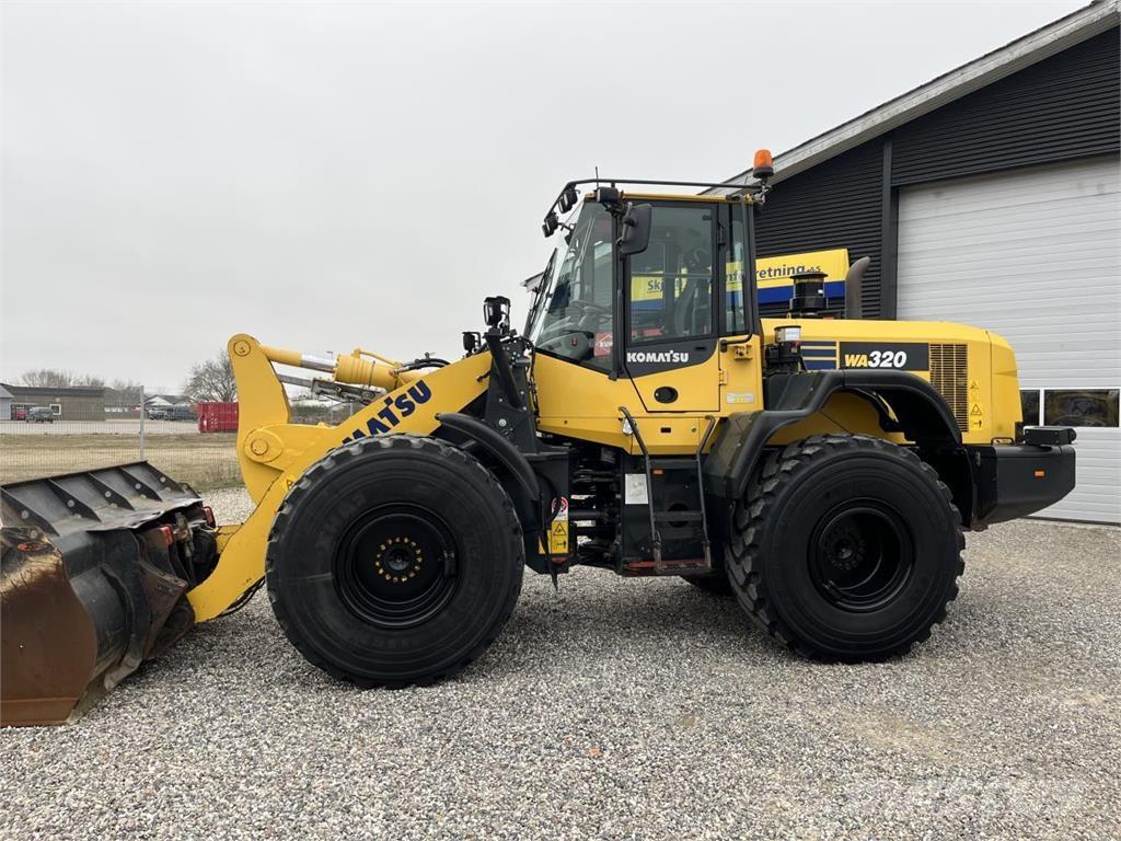 Komatsu W320 Naudoti ratiniai krautuvai