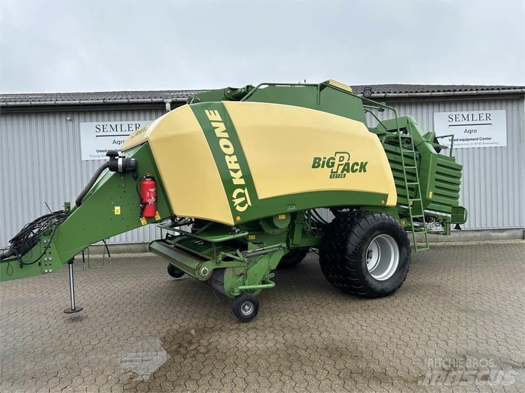 Krone 12130 Stačiakampių ryšulių presai