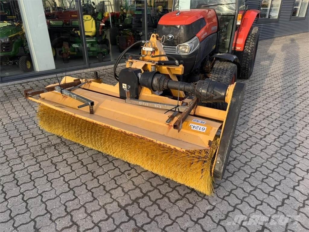 Kubota 5740 Naudoti kompaktiški traktoriai