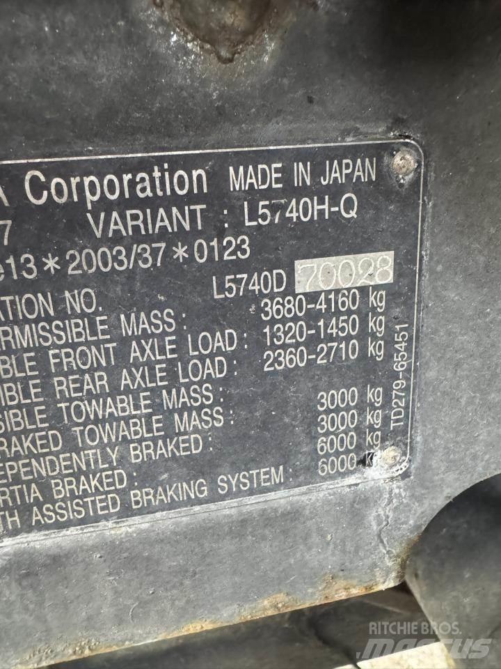 Kubota 5740 Naudoti kompaktiški traktoriai