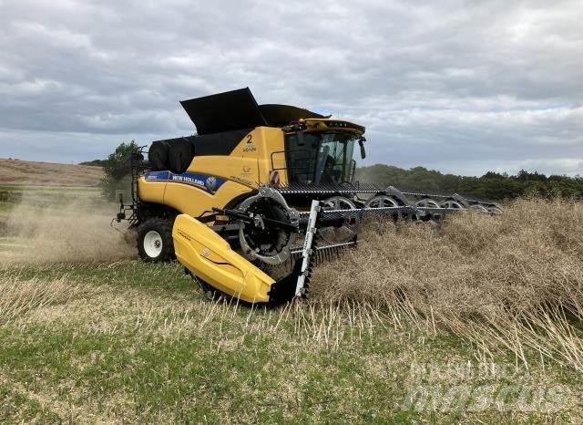 MacDon FD245 Derliaus nuėmimo kombainų galvos
