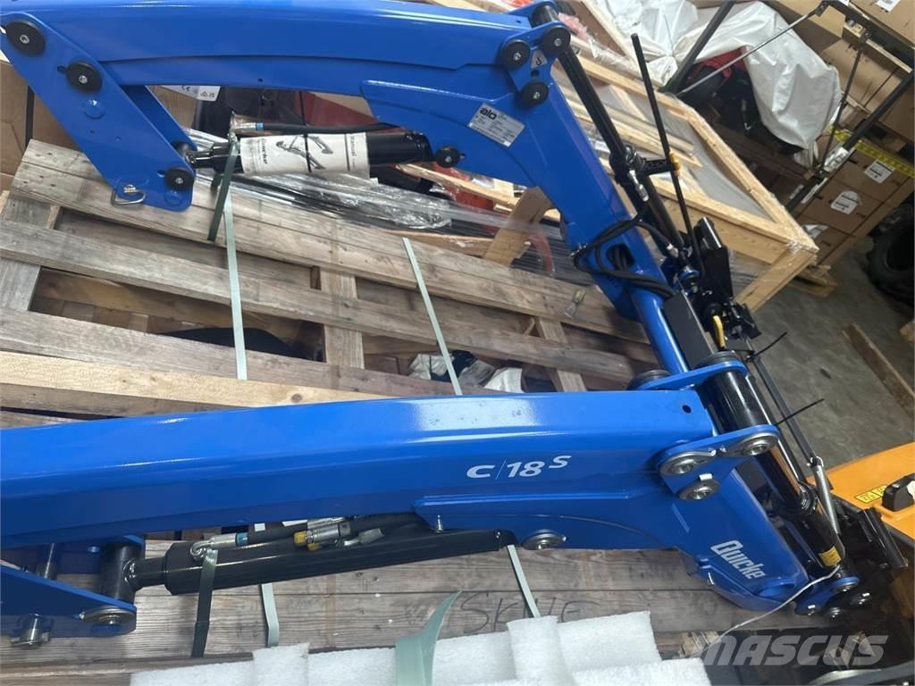 New Holland C18S Naudoti kompaktiški traktoriai