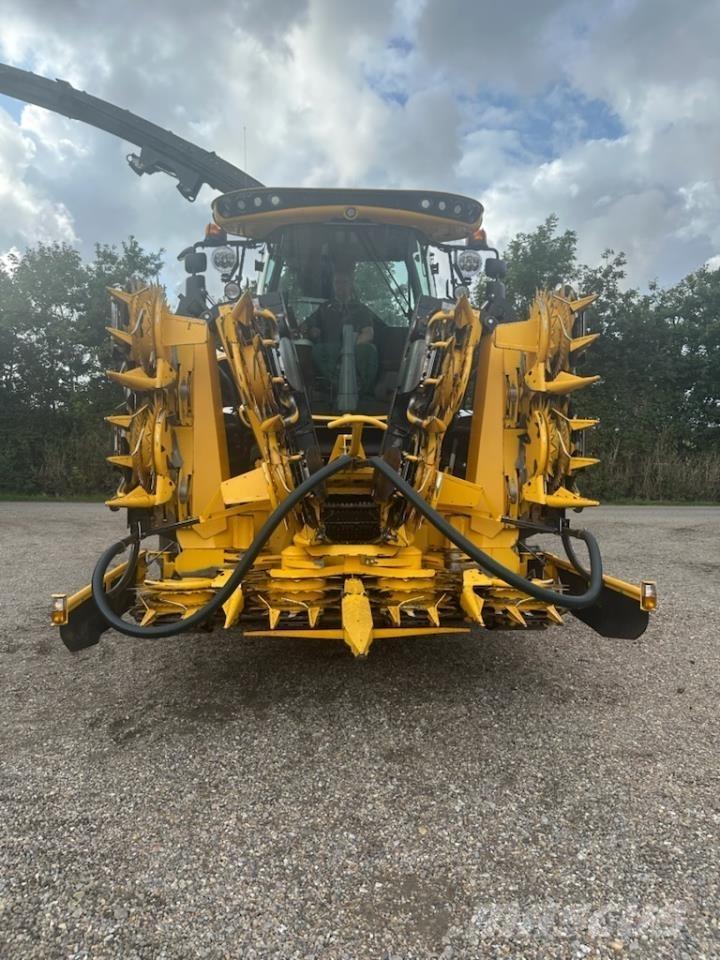 New Holland FR650 Pašarų kombainai