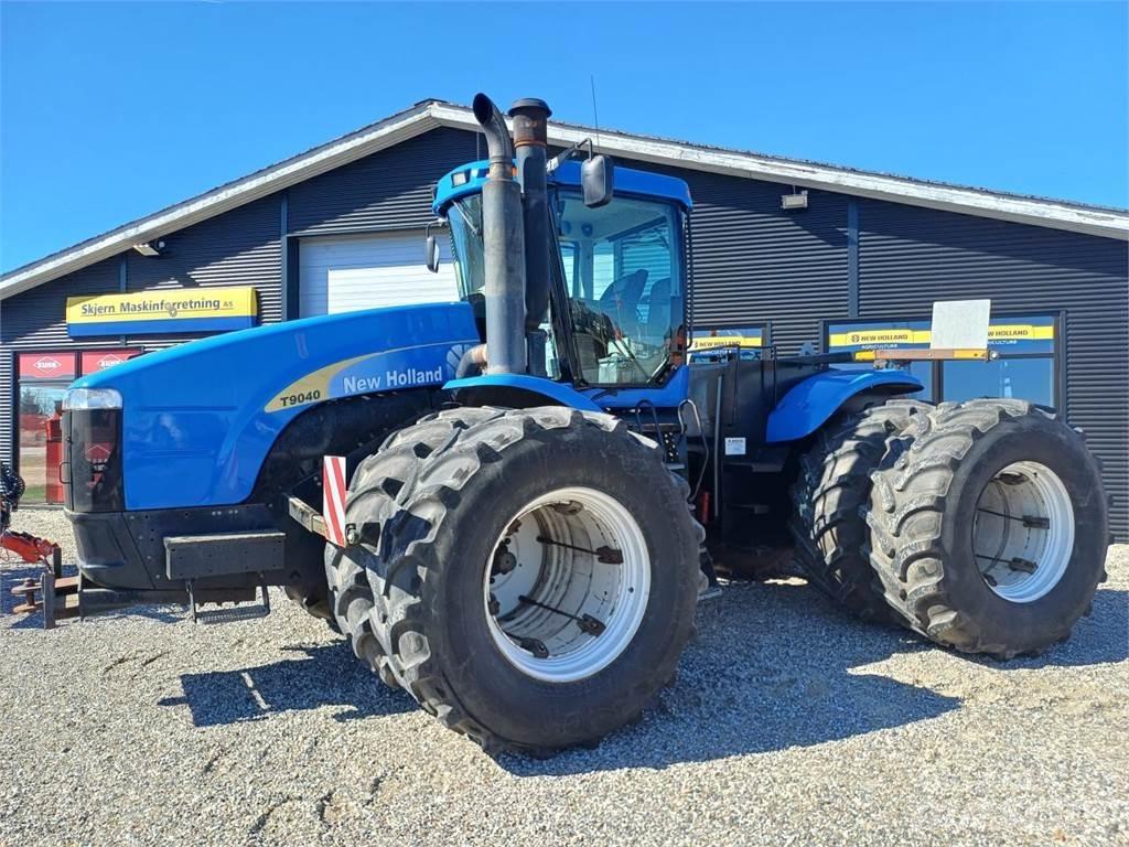 New Holland T9040 Traktoriai