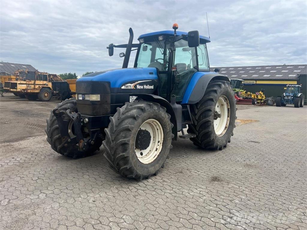 New Holland TM 175 Traktoriai