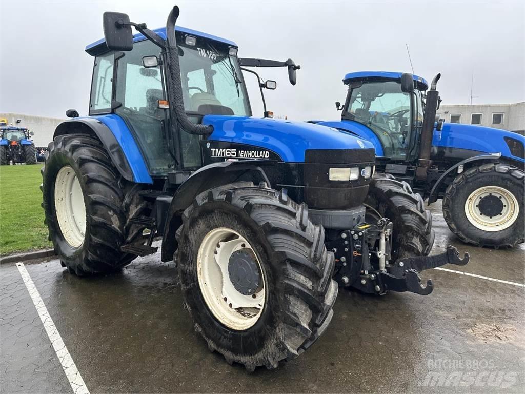 New Holland TM165 Traktoriai
