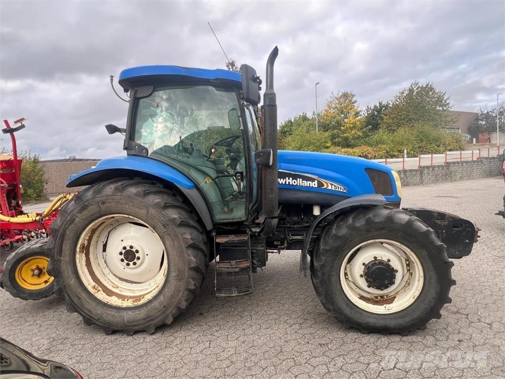 New Holland TS115A Traktoriai