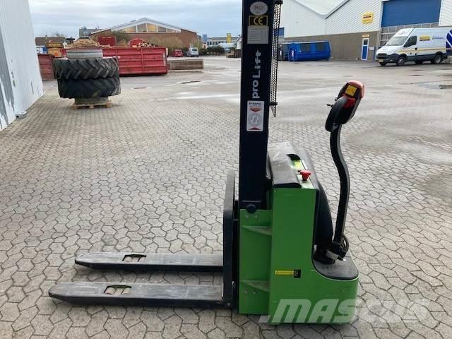  PRO LIFT 1500 Statyba - Kita