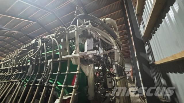 Samson SBX 2 24 Skystų trąšų purkštuvai