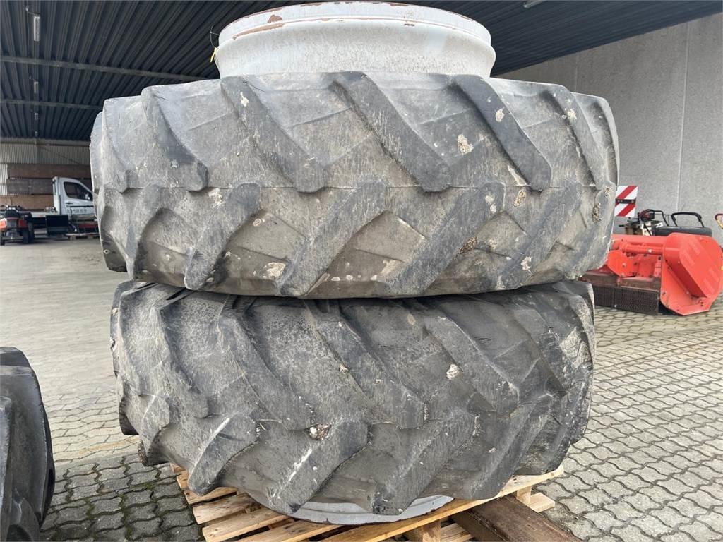 Schaad 20.8R38 Padangos, ratai ir ratlankiai