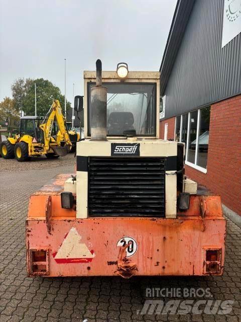 Schaeff SKL 840 Mini krautuvai