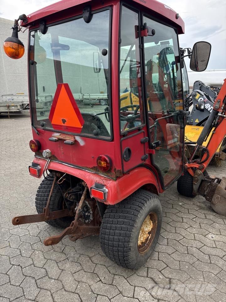 Shibaura SX24 Naudoti kompaktiški traktoriai