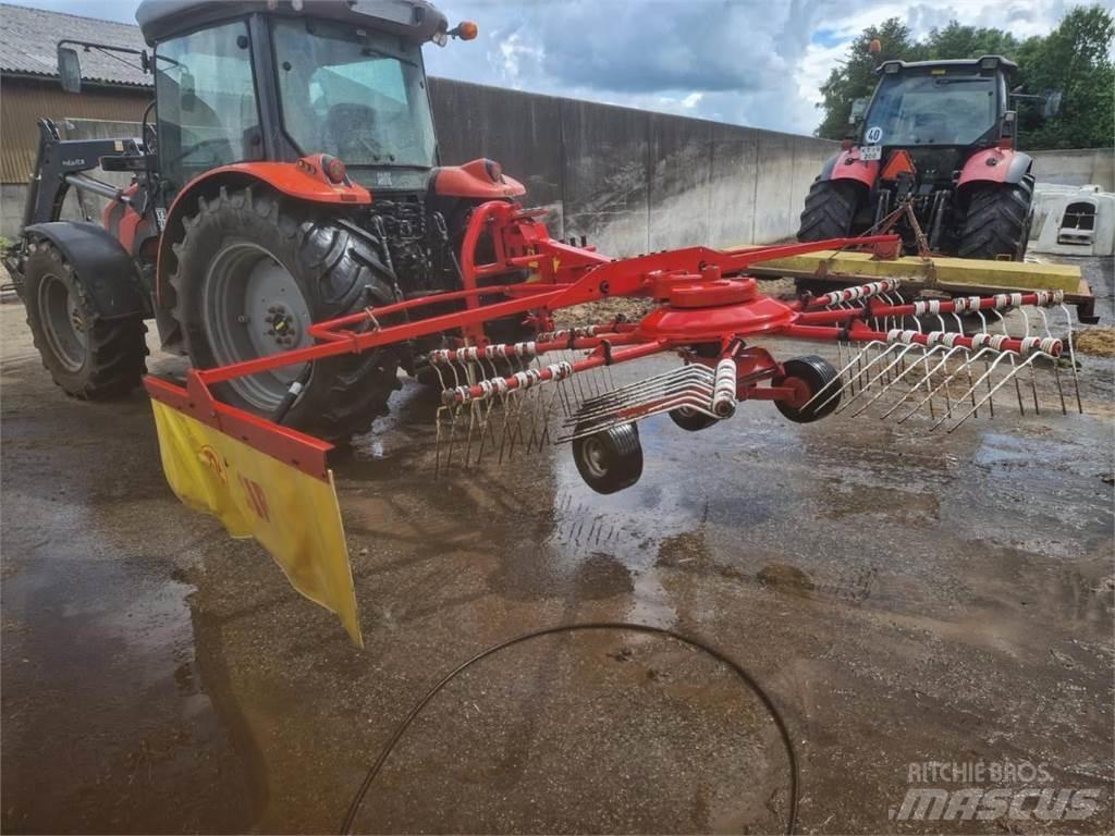 SIP 350 T rive Šieno grėbliai ir vartytuvai