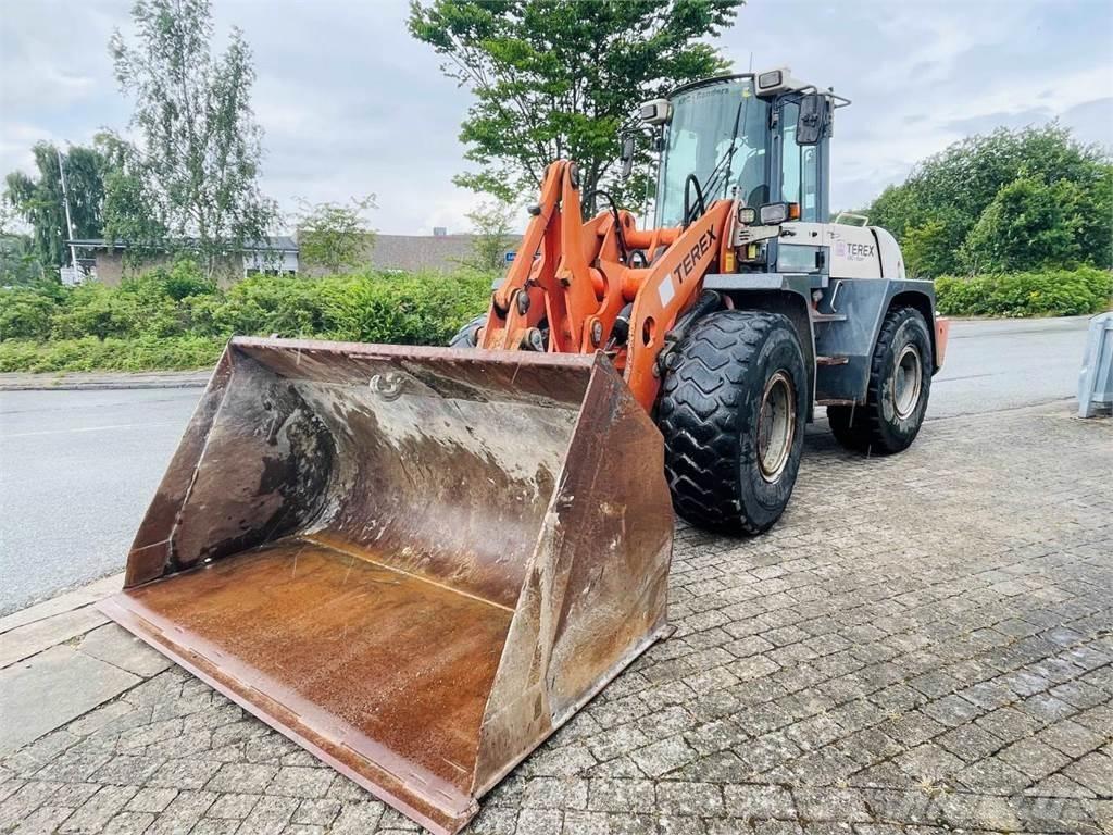 Terex TL260 Naudoti ratiniai krautuvai