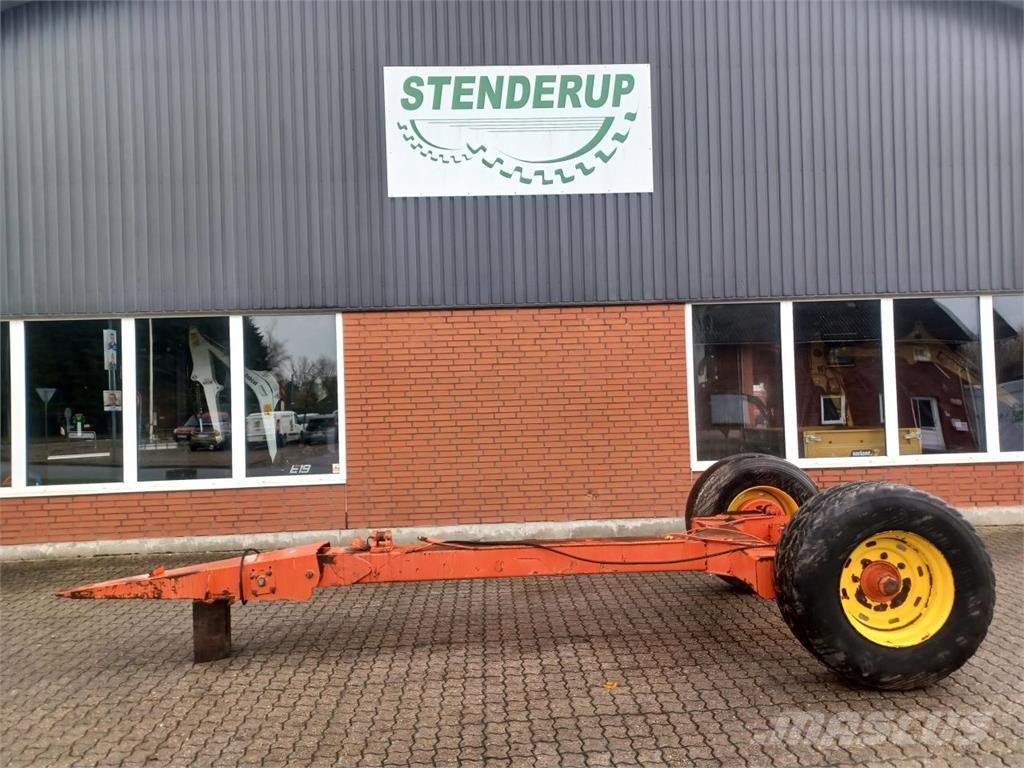  UNDERVOGN NR. 86 Savivartės priekabos