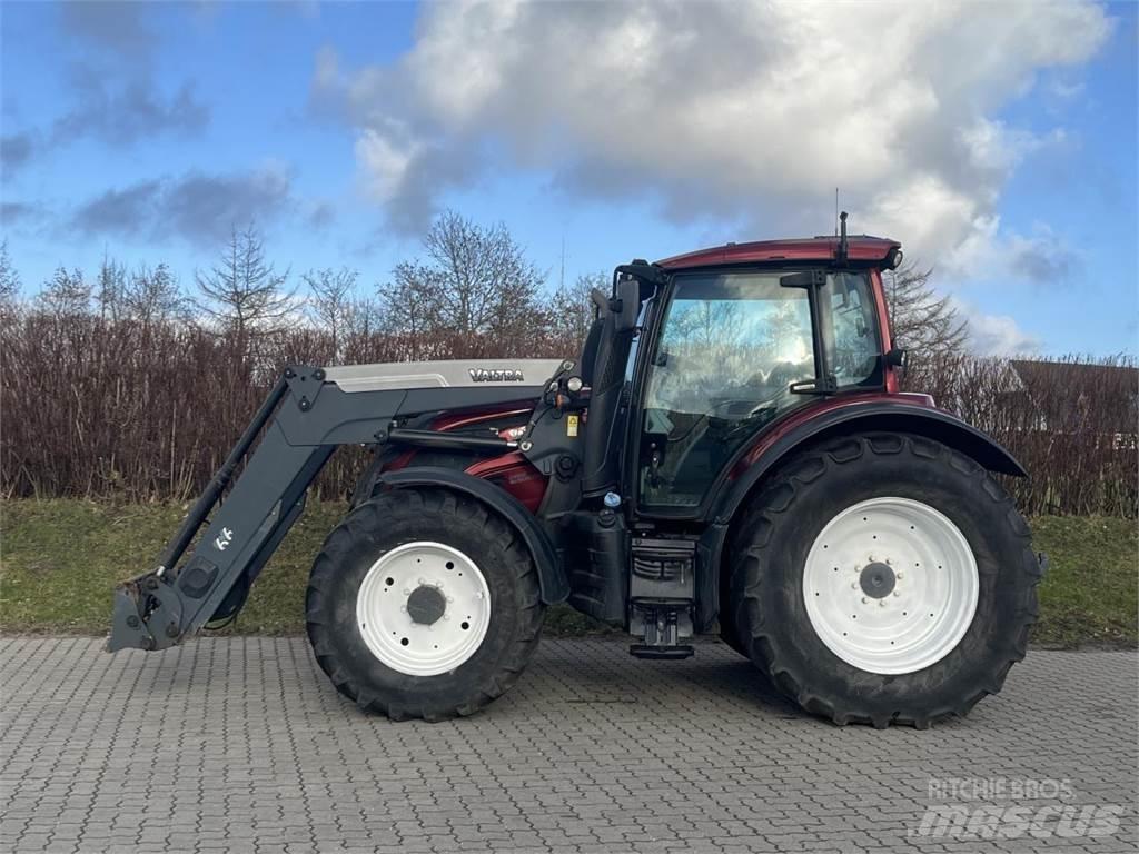 Valtra N 174 Traktoriai