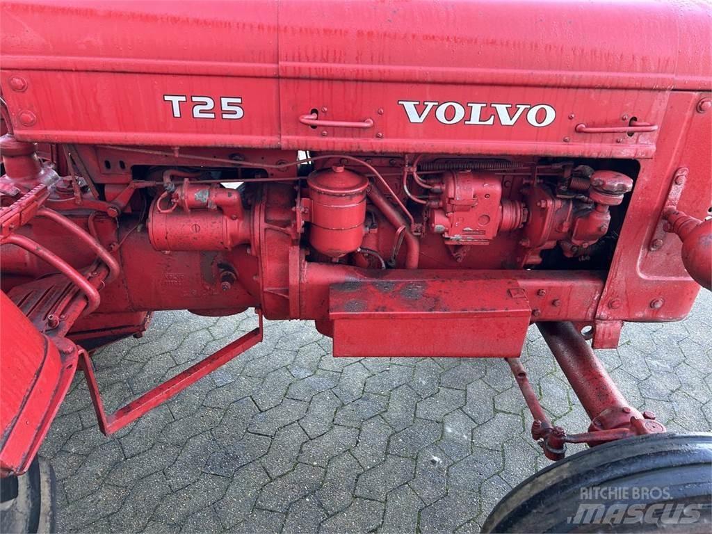 Volvo BM T25 Traktoriai