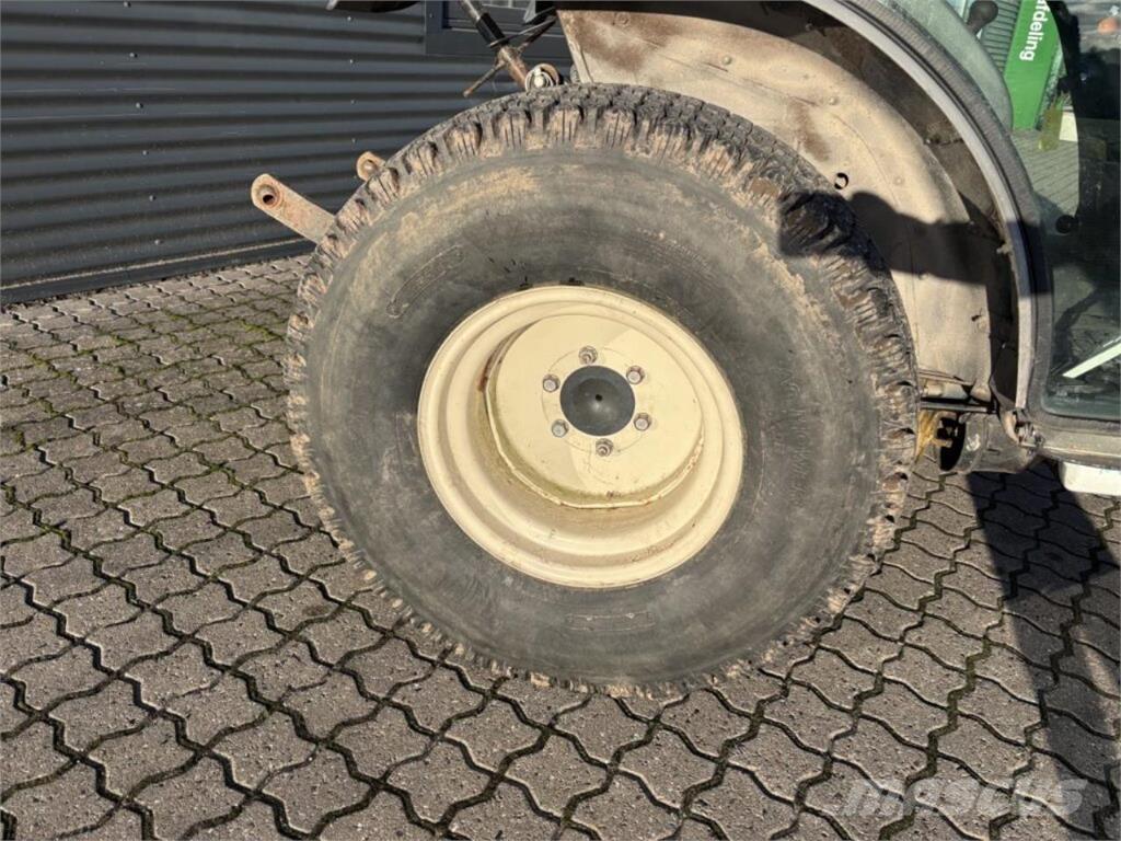 Yanmar EF-235 Naudoti kompaktiški traktoriai