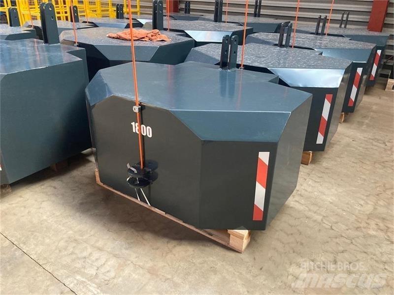  - - -  1800 KG Priekiniai svoriai