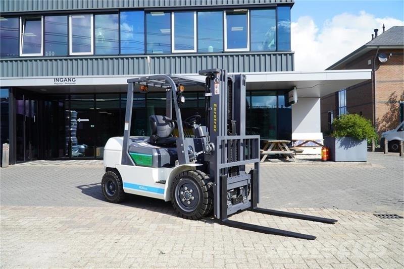Eurotrac  Dyzeliniai krautuvai