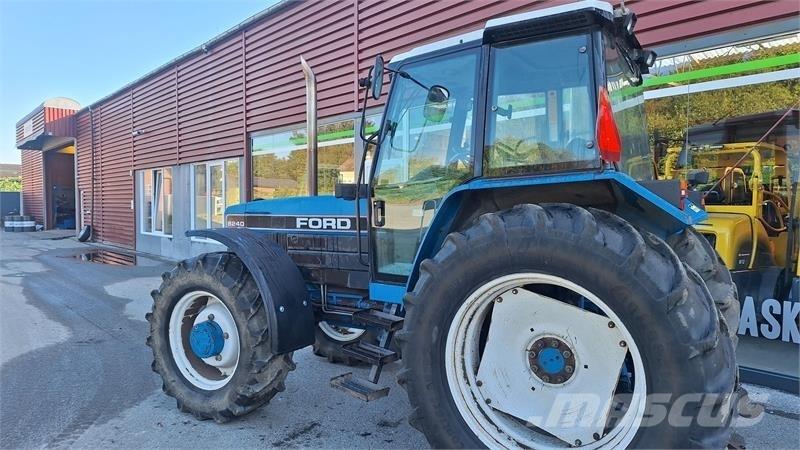Ford 8240 Traktoriai