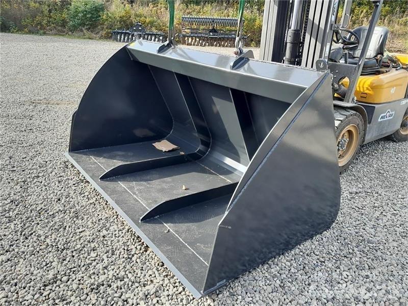 Inter-Tech  Kaušai