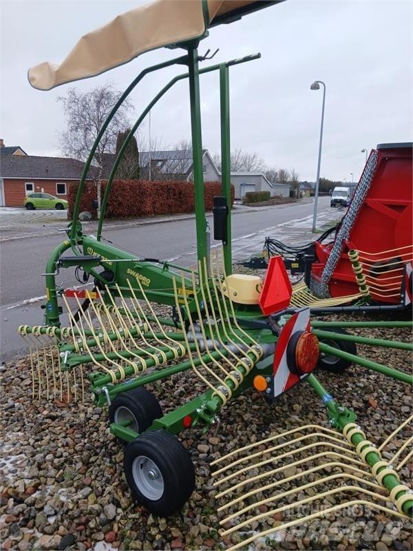 Krone  Šieno grėbliai ir vartytuvai
