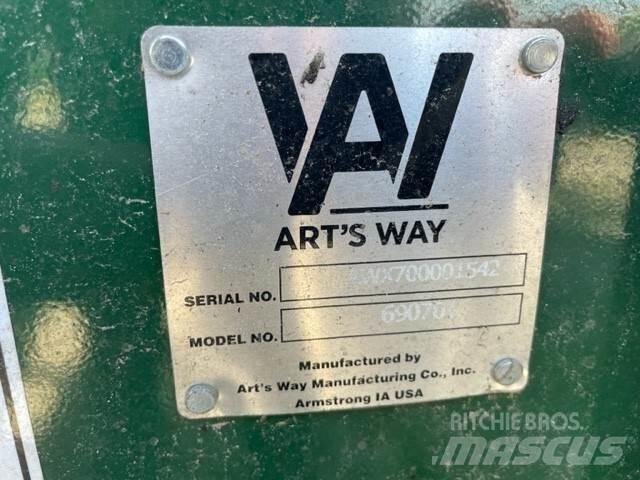 Artsway X700 Mėšlo barstytuvai