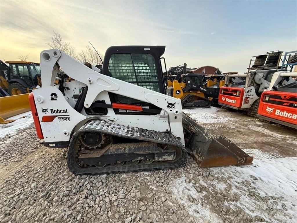 Bobcat T650 Mini krautuvai