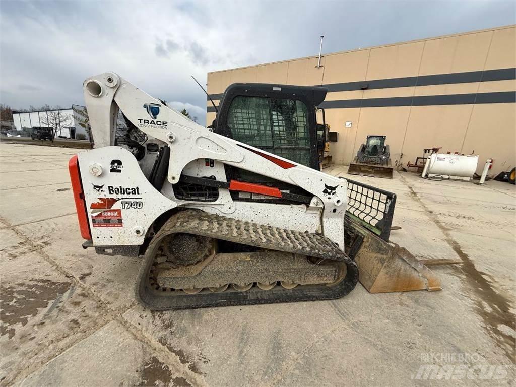 Bobcat T740 Mini krautuvai