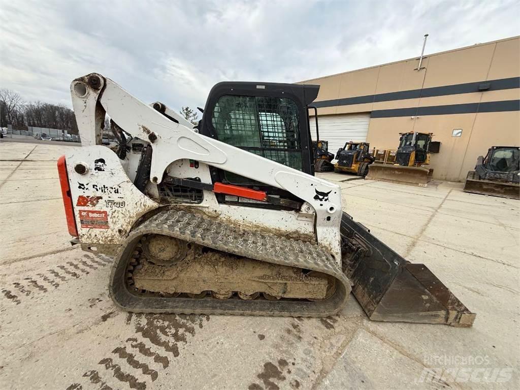 Bobcat T740 Mini krautuvai