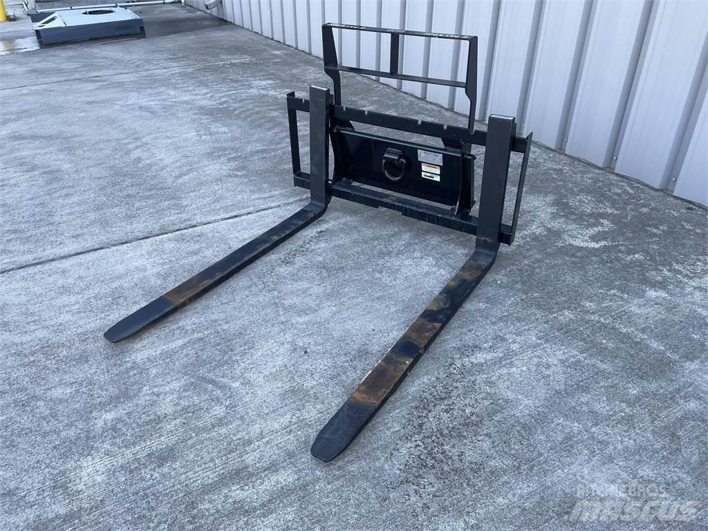 Bradco 42MSFORKS Statyba - Kita