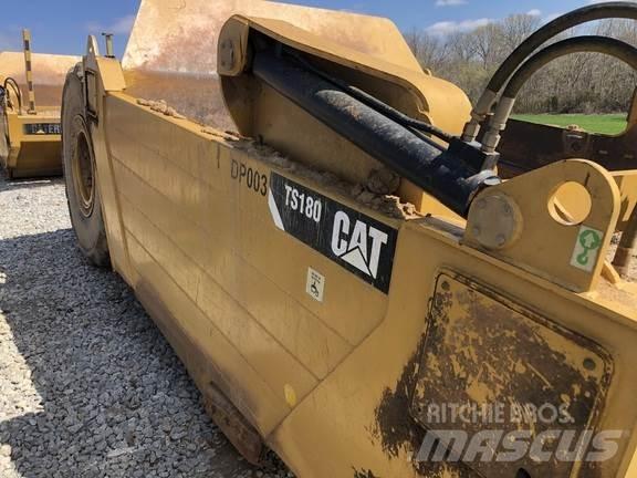 CAT TS180 Traktoriai