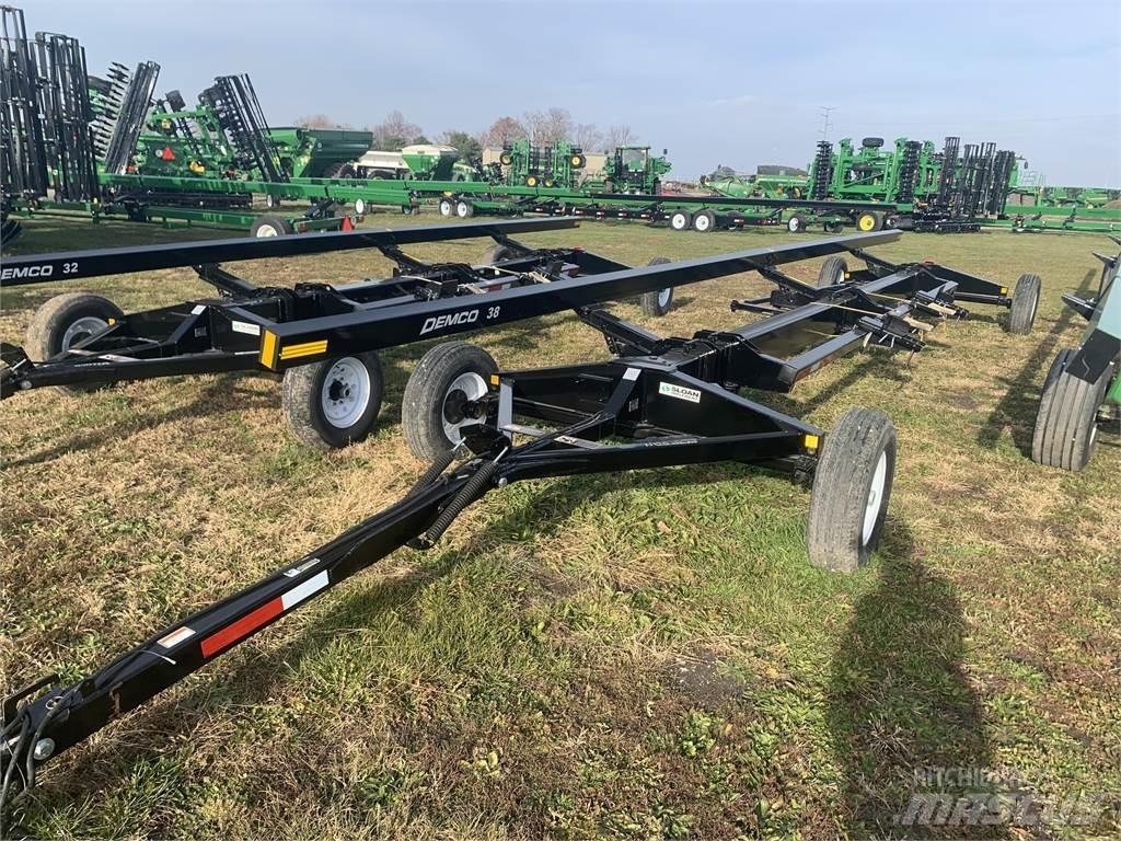 Demco AWS38 Grūdų vežimėliai