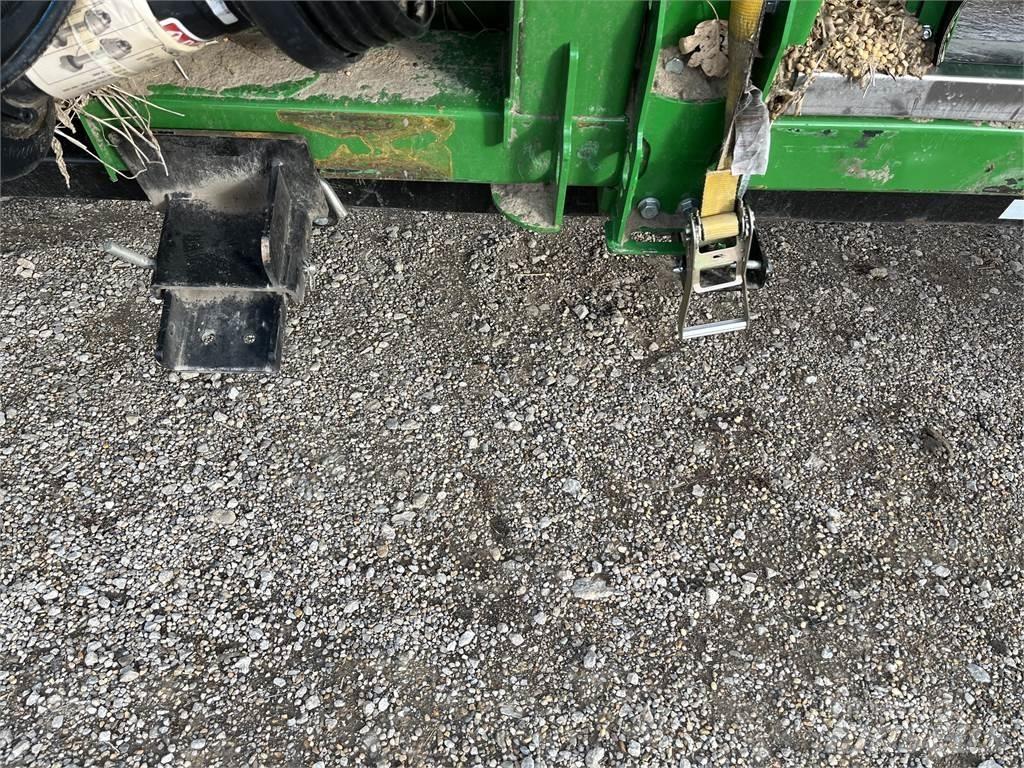 Demco STD42 Grūdų vežimėliai