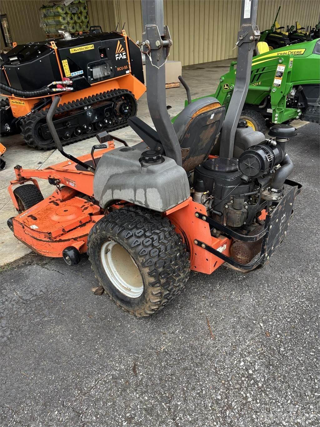 Husqvarna Z6127 Žoliapjovės su lankstiniu vairavimo mechanizmu