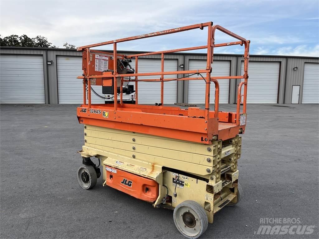 JLG 3246ES Kiti kranai