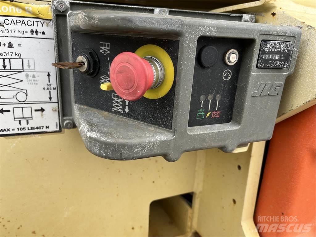 JLG 3246ES Kiti kranai