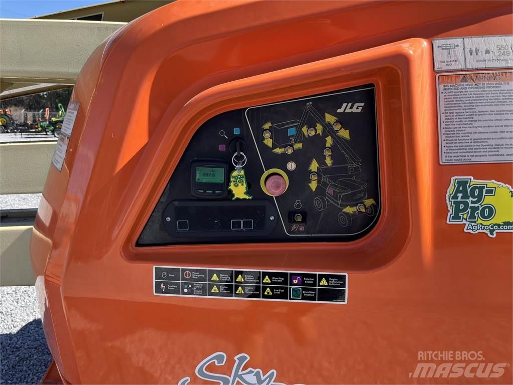 JLG 450AJ Teleskopiniai krautuvai