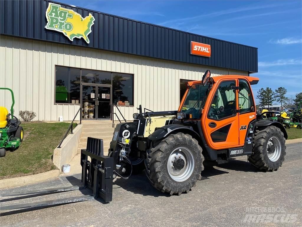 JLG 832 Teleskopiniai krautuvai