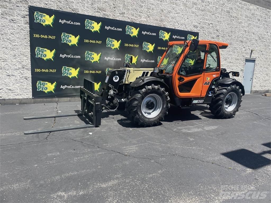 JLG 925 Teleskopiniai krautuvai