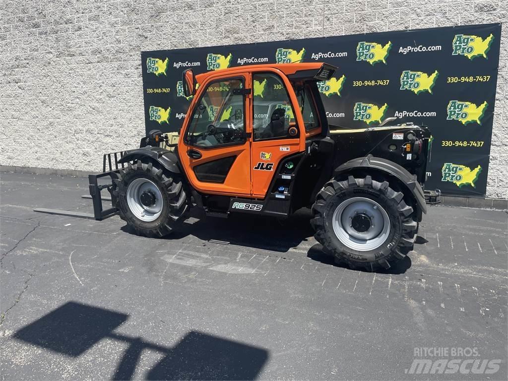 JLG 925 Teleskopiniai krautuvai
