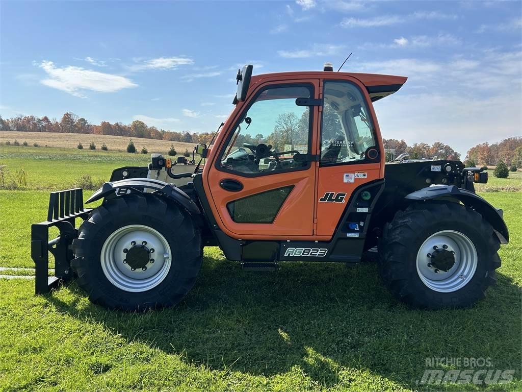 JLG AG823 Teleskopiniai krautuvai