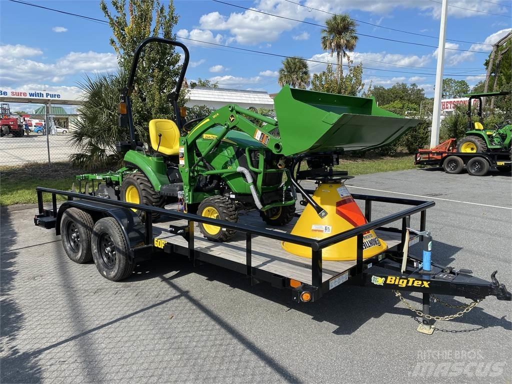 John Deere 1023E Naudoti kompaktiški traktoriai