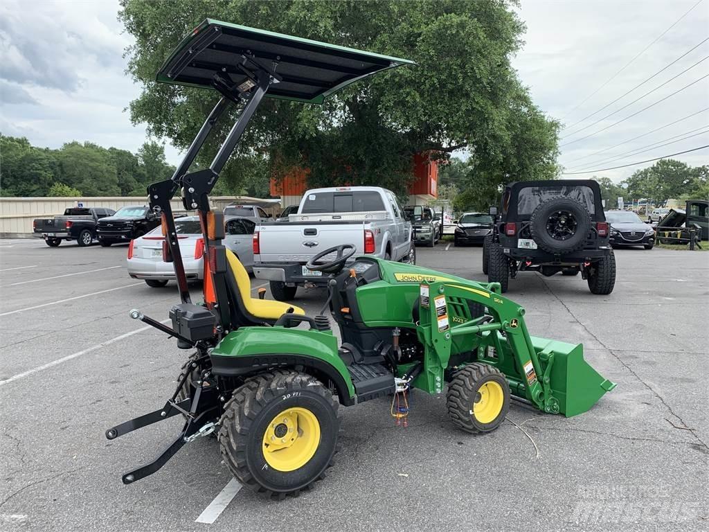 John Deere 1023E Naudoti kompaktiški traktoriai